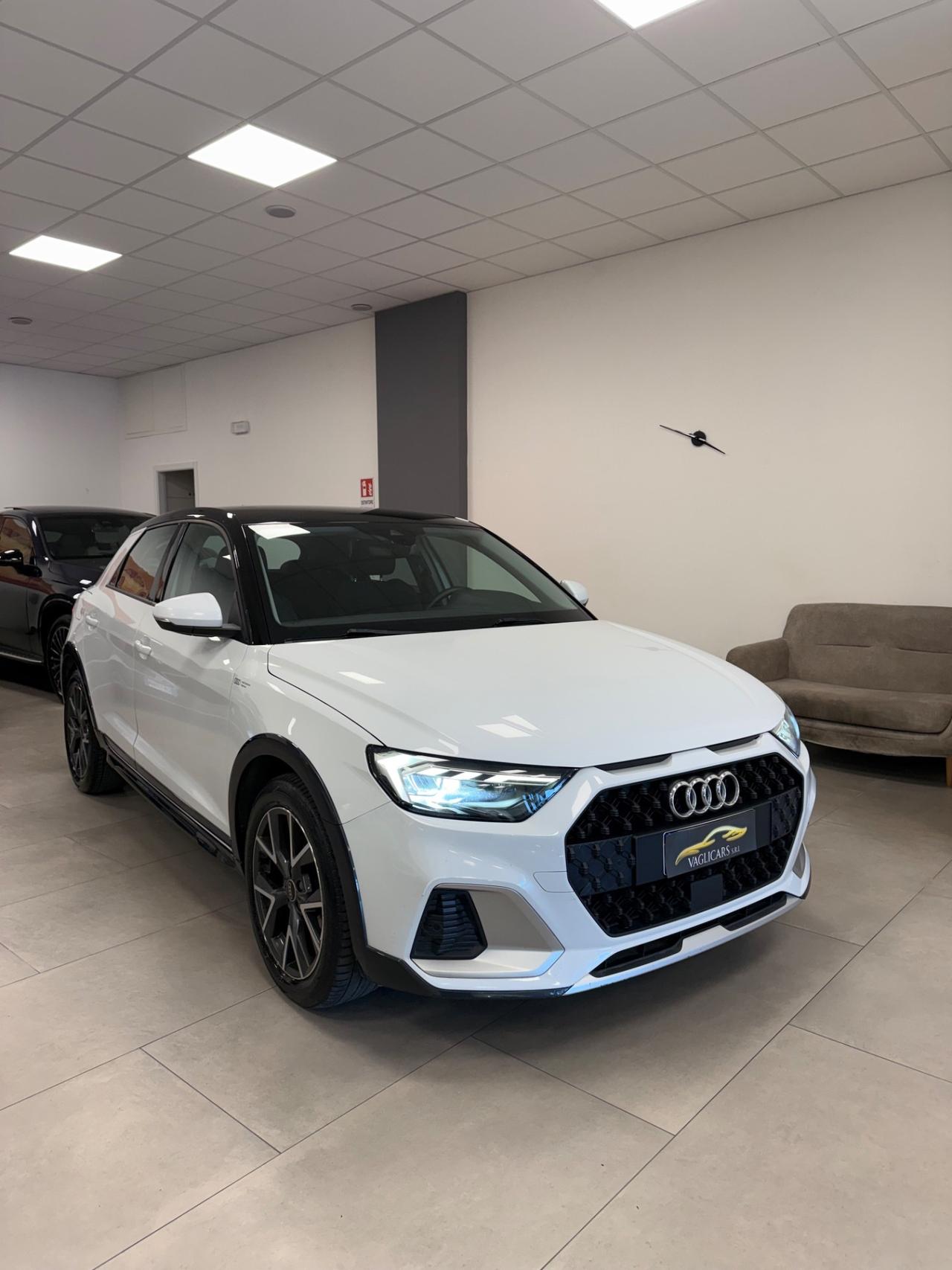 Audi A1 allstreet 35 TFSI Identity Contrast
