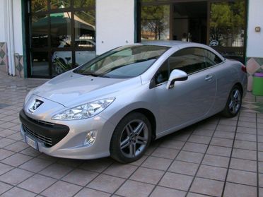 Peugeot 308 1.6 HDi 112CV CC Féline