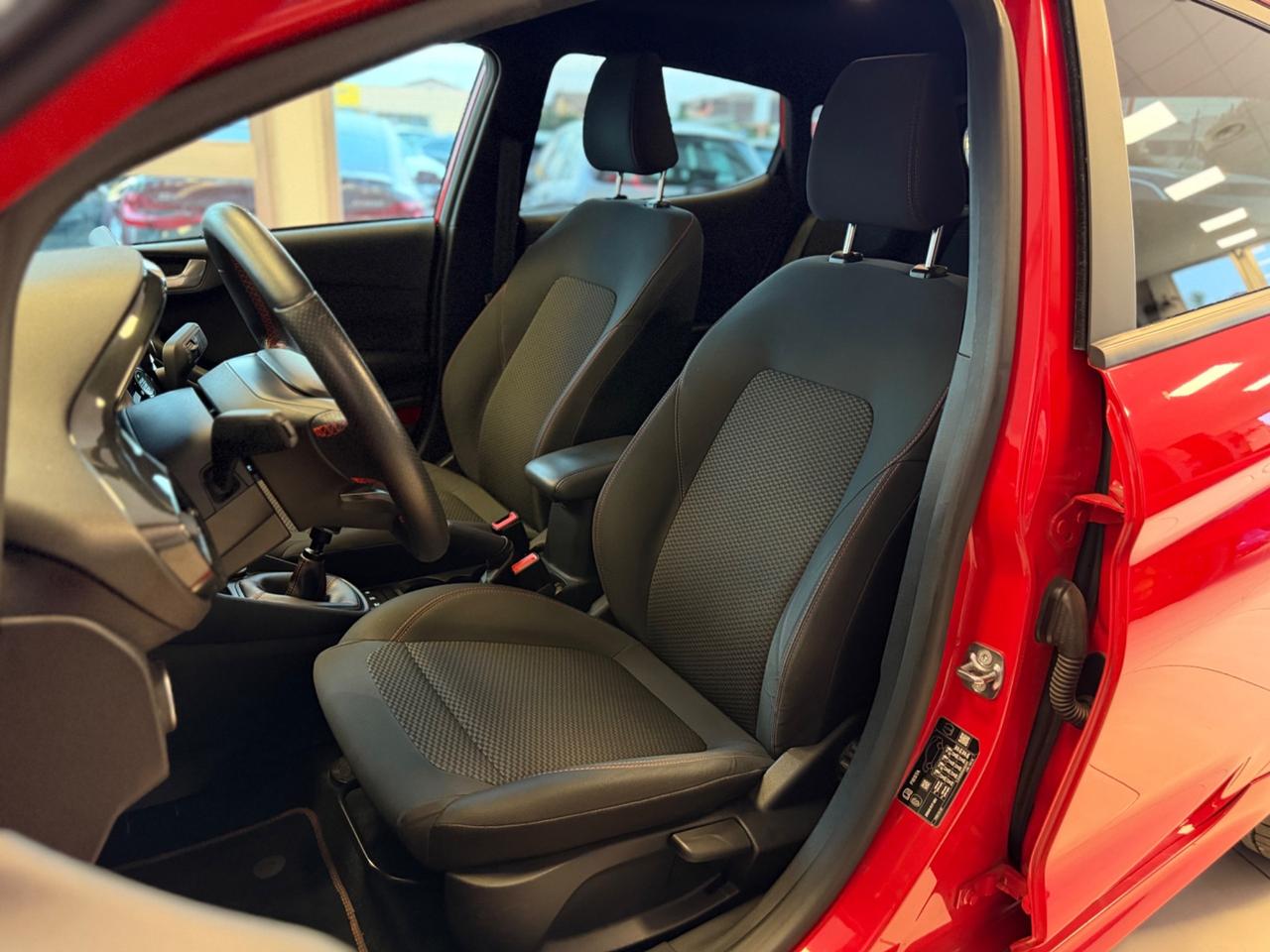Ford Fiesta 1.0 Ecoboost Hybrid 125 CV 5 porte ST-Line