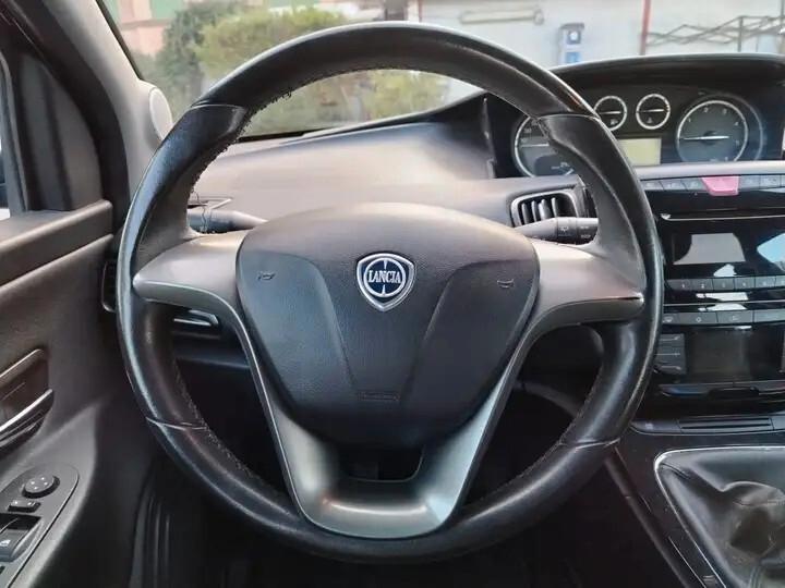 Lancia Ypsilon 1.3 MJT 16V 95 CV 5 porte S&S Platinum