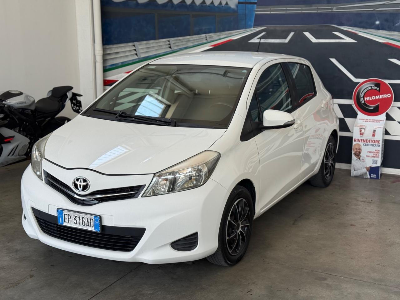 Toyota Yaris 1.0 5 porte OK NEOPATENTATI