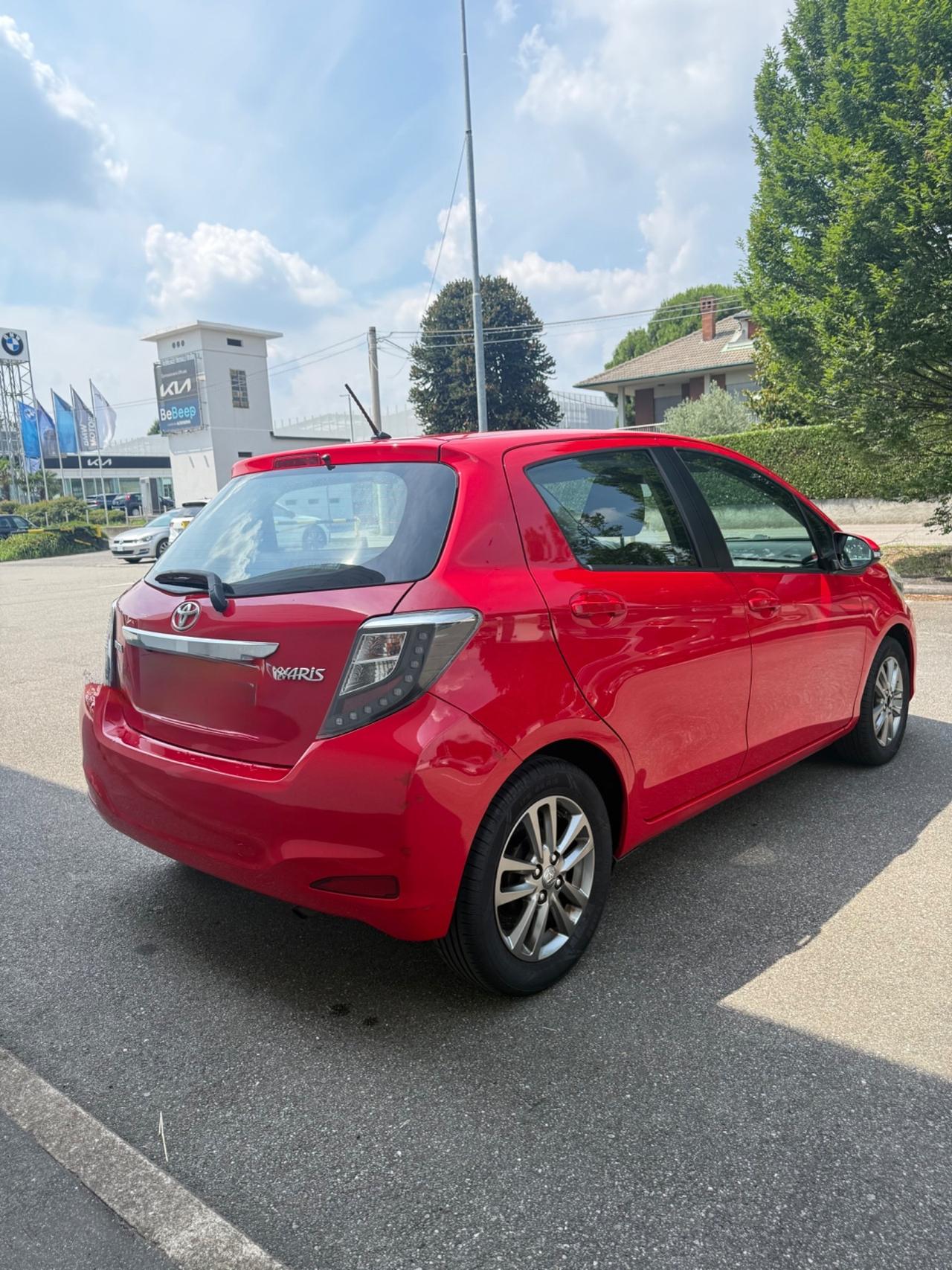 Toyota Yaris 1.0 5 porte