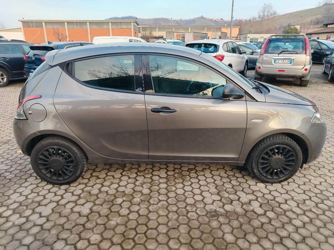 Lancia Ypsilon 1.2 Monogram Gpl 69cv