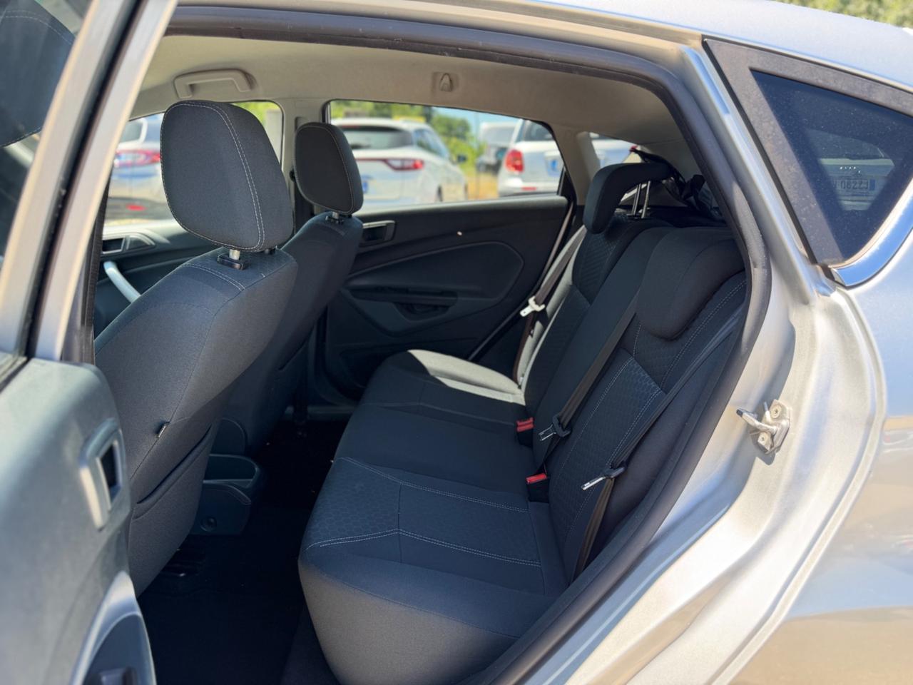 Ford Fiesta 1.4 5 porte Bz.- GPL Titanium