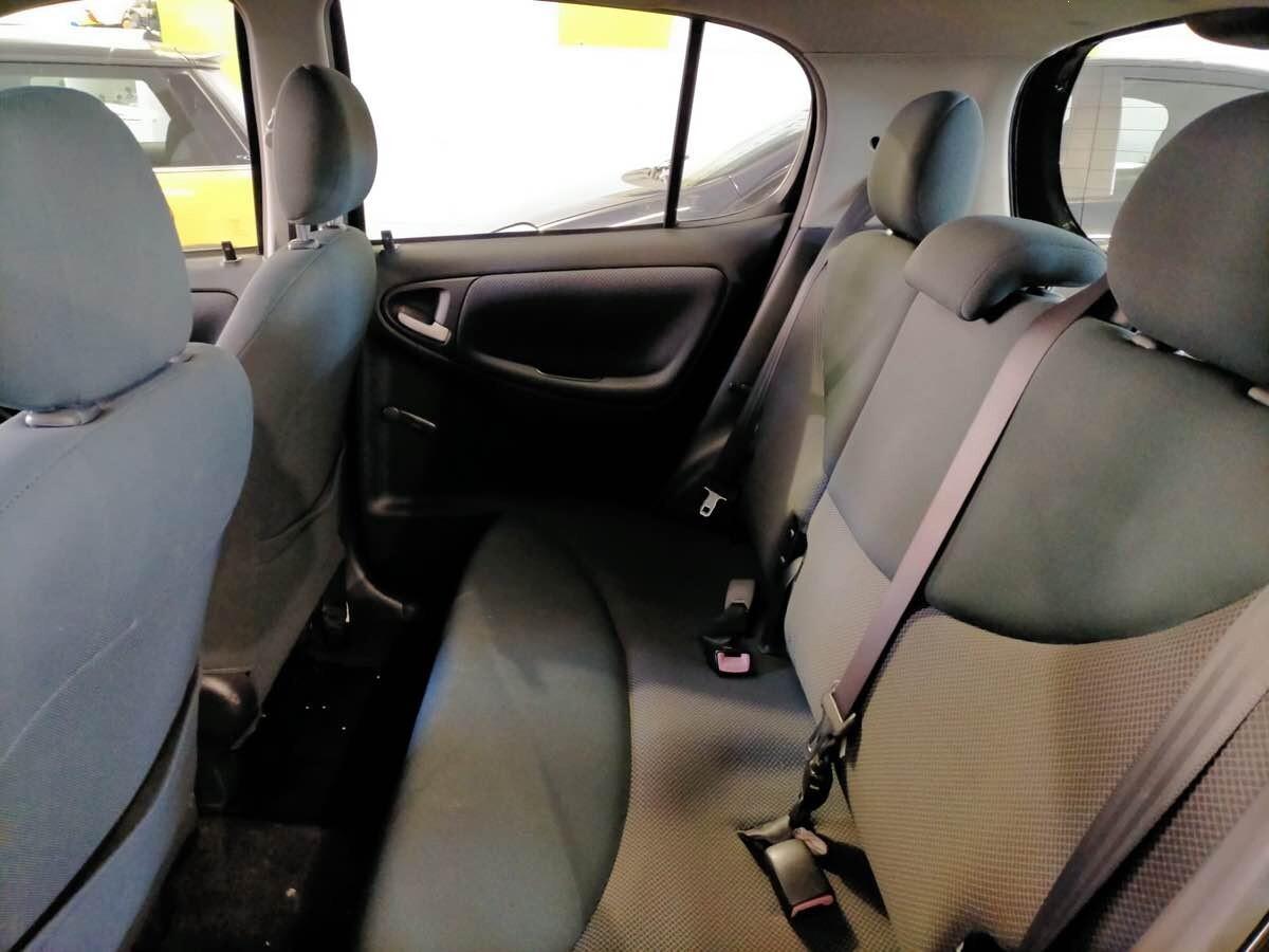 TOYOTA YARIS 1.4 D- 4D