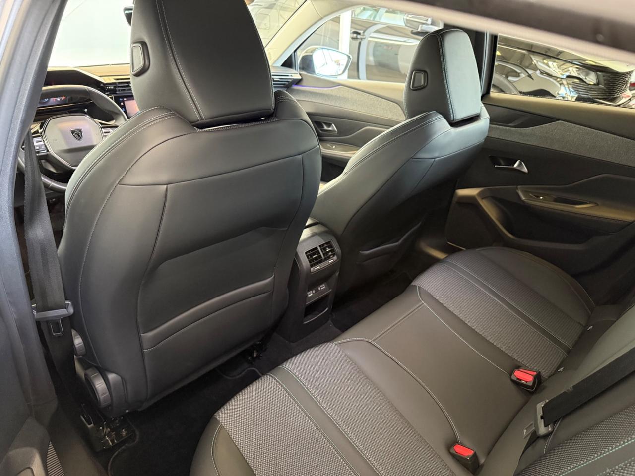 Peugeot 308 BlueHDi 130 S&S EAT8 Allure Pack Berlina