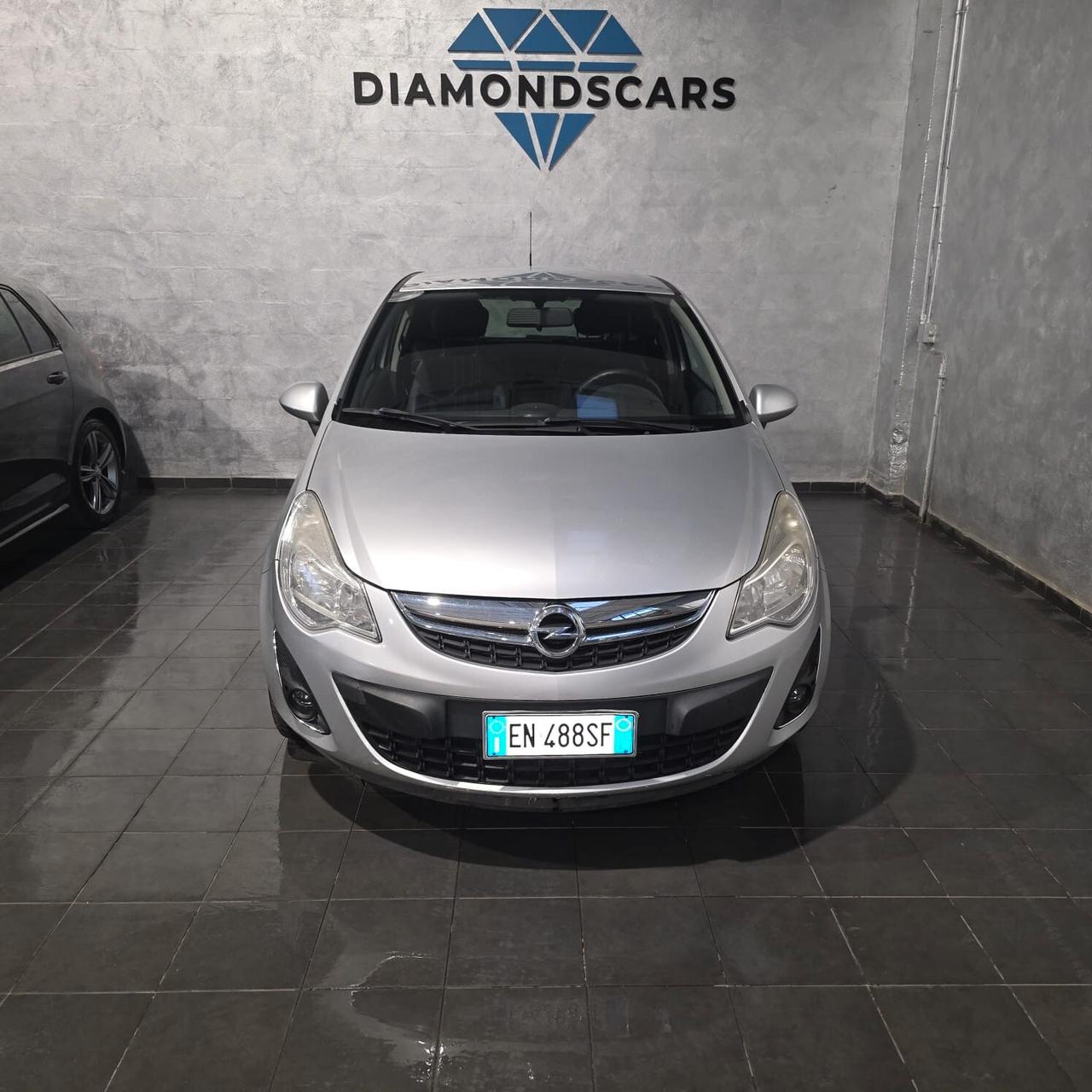 Opel Corsa 1.2 3 porte Edition