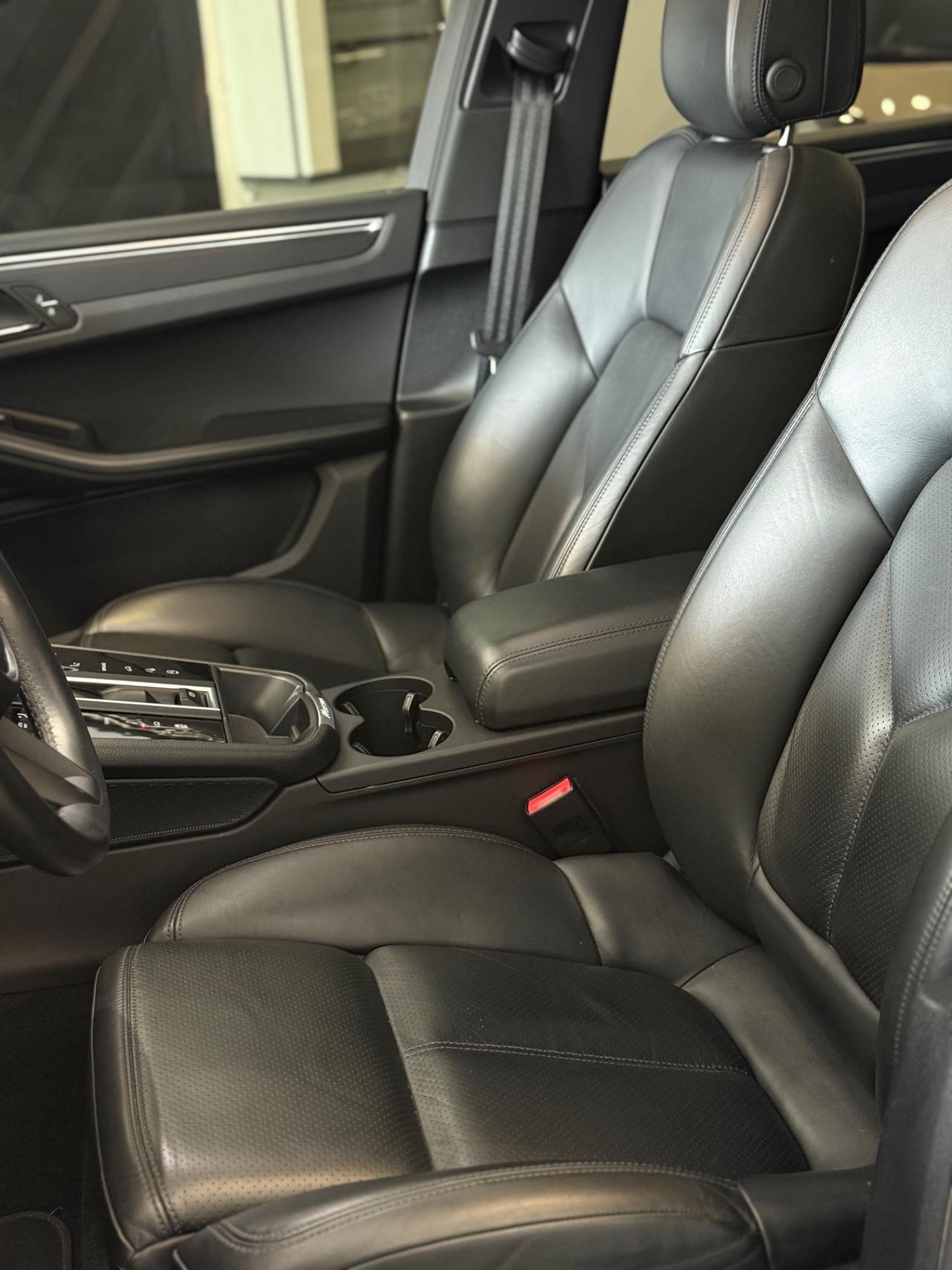 Porsche Macan 2.0