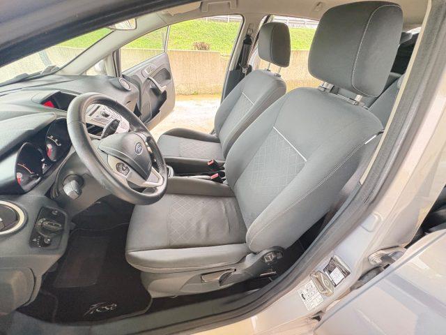 FORD Fiesta 1.4 TDCi 70CV 5 porte Titanium OK NEOPATENTATI