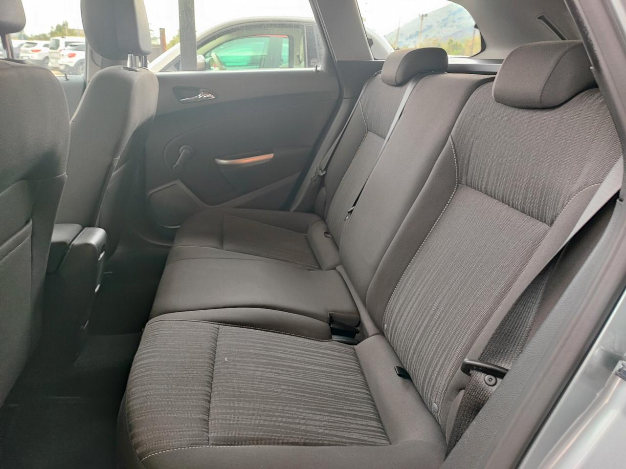 Opel Astra 1.6 115CV Sports Tourer Cosmo