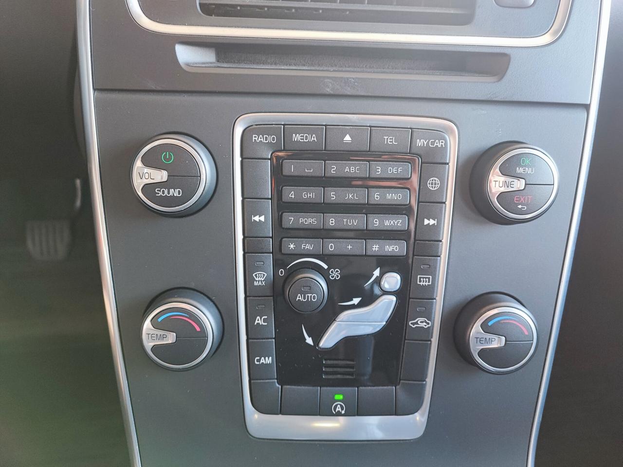 Volvo V60 D2 1.6 Momentum