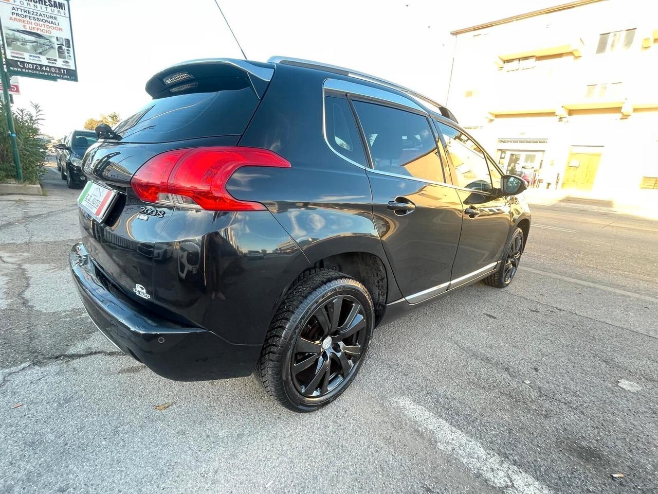 Peugeot 2008 1.6 e-HDi 92 CV Stop&Start Urban Cross