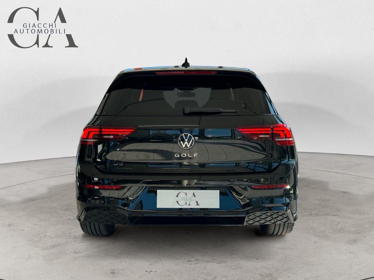 Volkswagen Golf 2.0 tdi R-Line 150cv dsg