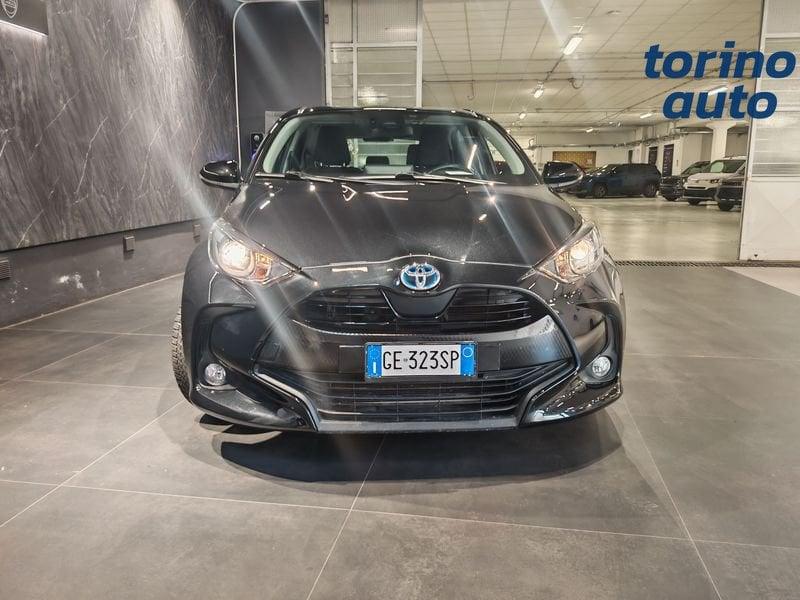Toyota Yaris Hybrid Business