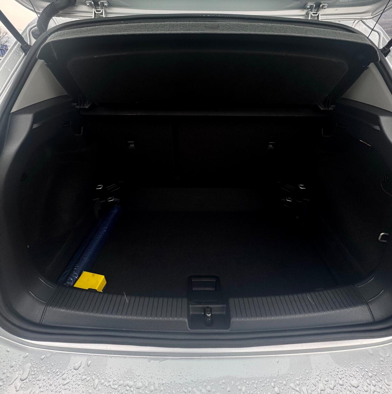 Volkswagen T-Cross 1.6 TDI 2019 SOLO 90.000km