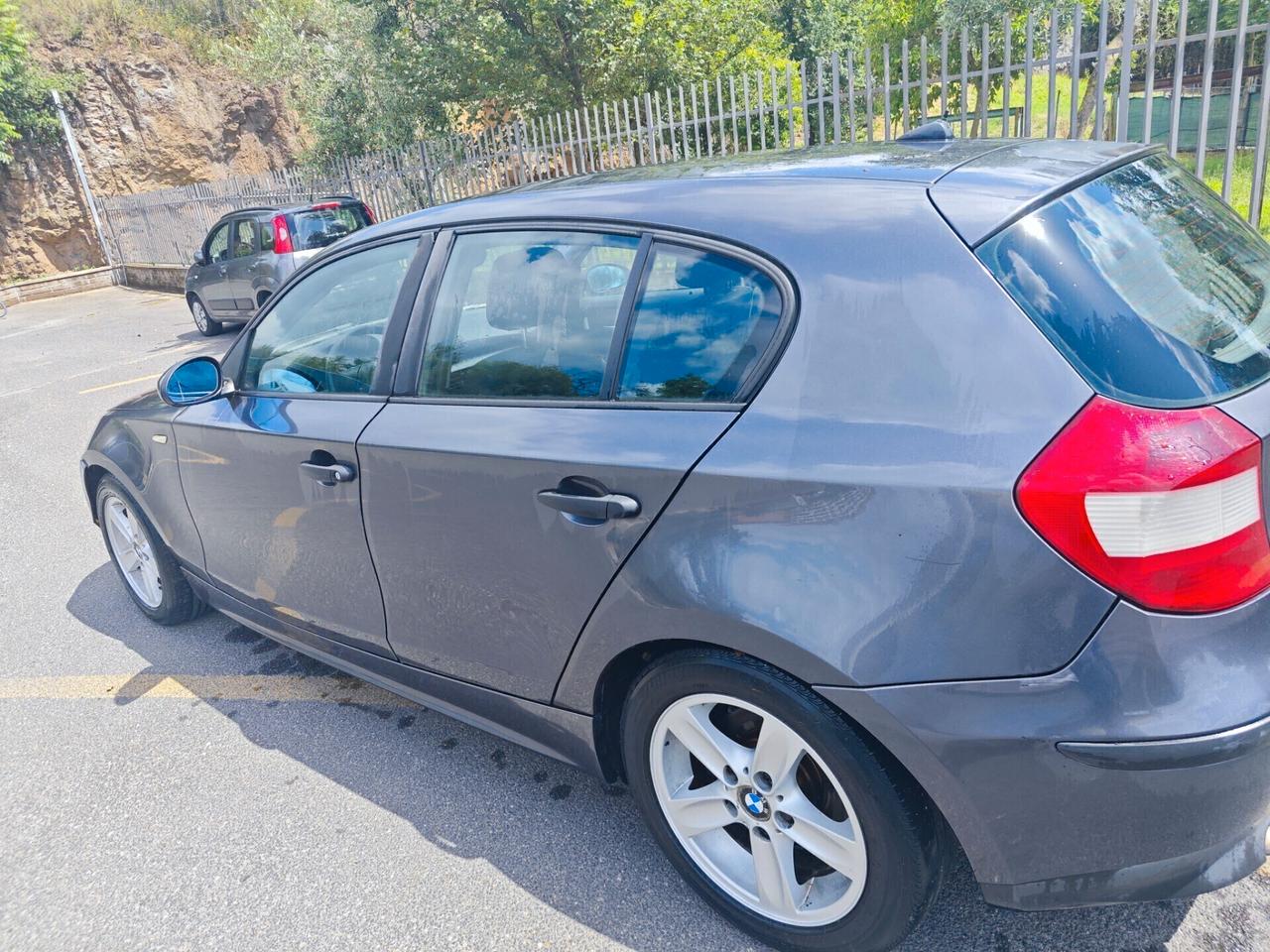 Bmw 118 118d cat 5 porte Eletta