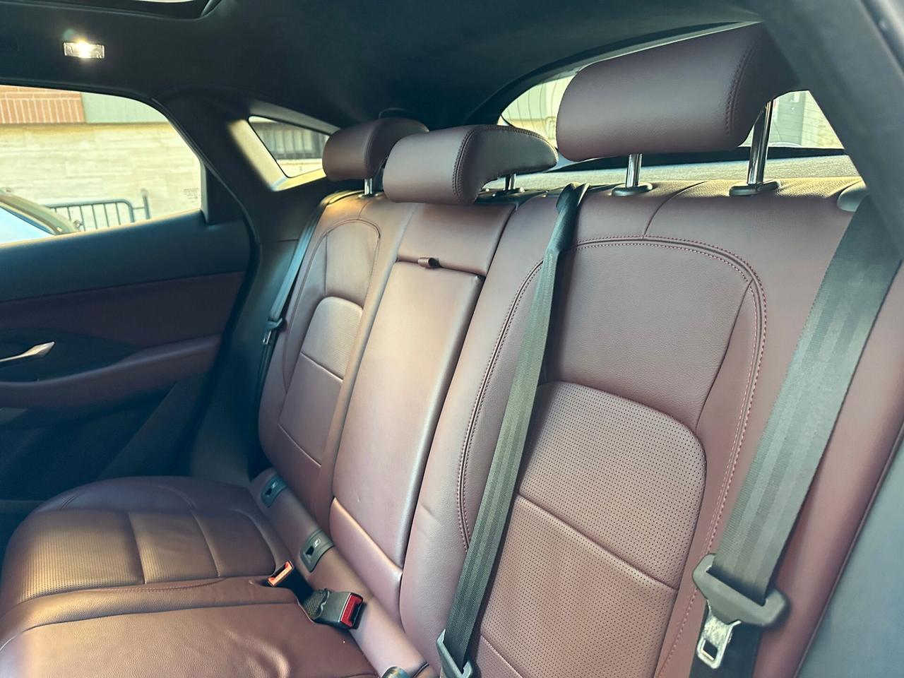 Jaguar E-Pace 2.0D 163CV AWD Auto R-Dynamic TETTO