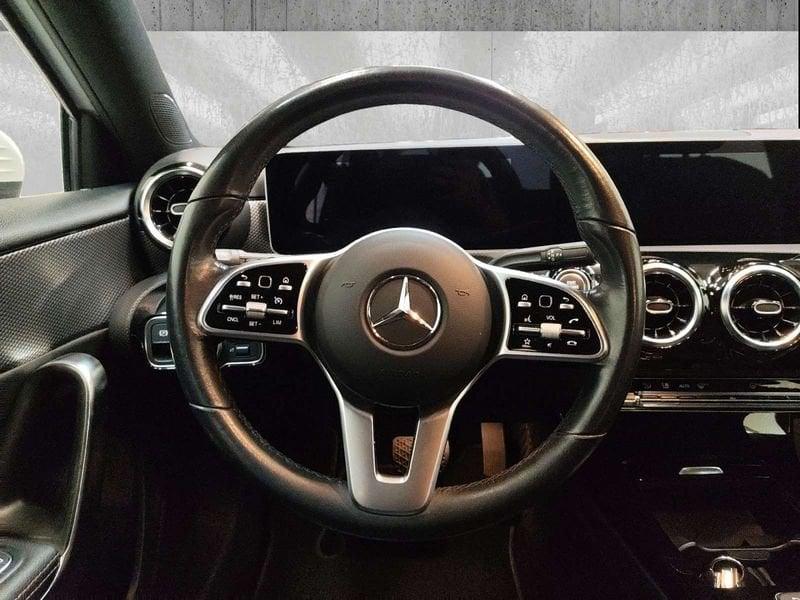 Mercedes-Benz Classe A A 180 d Sport auto