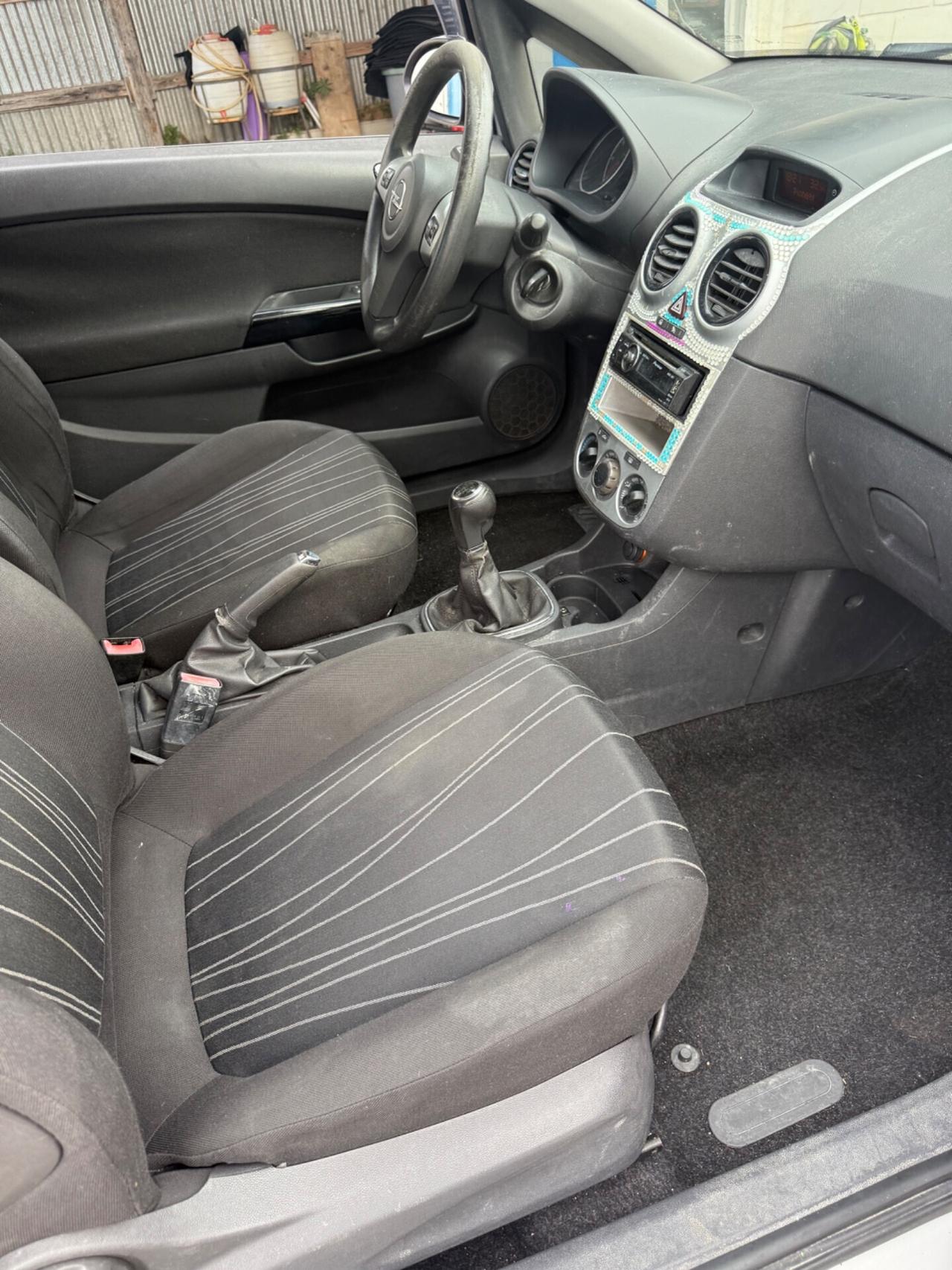 Opel Corsa Diesel 1.3 CDTi 75cv NEOPATENTATI OK