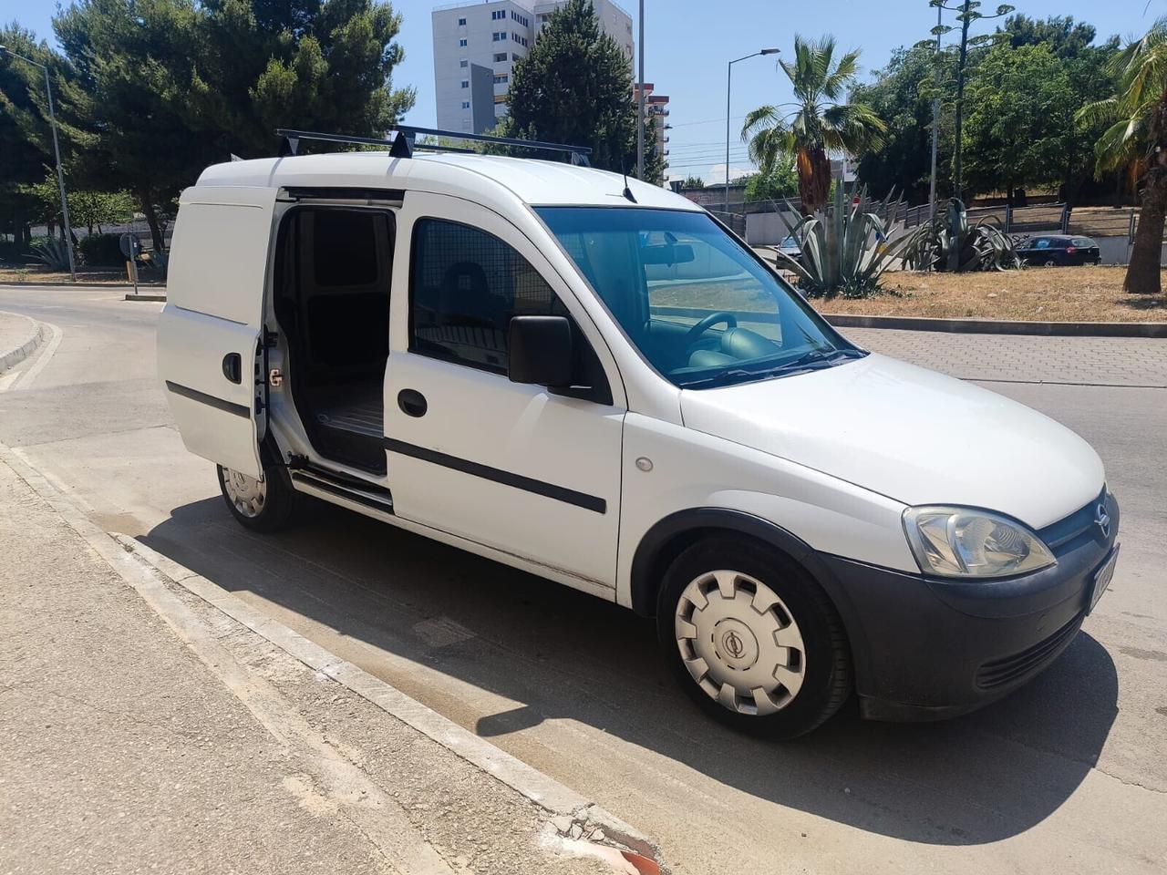 Opel Combo Fiorino 1.3 CDTI 75CV!!