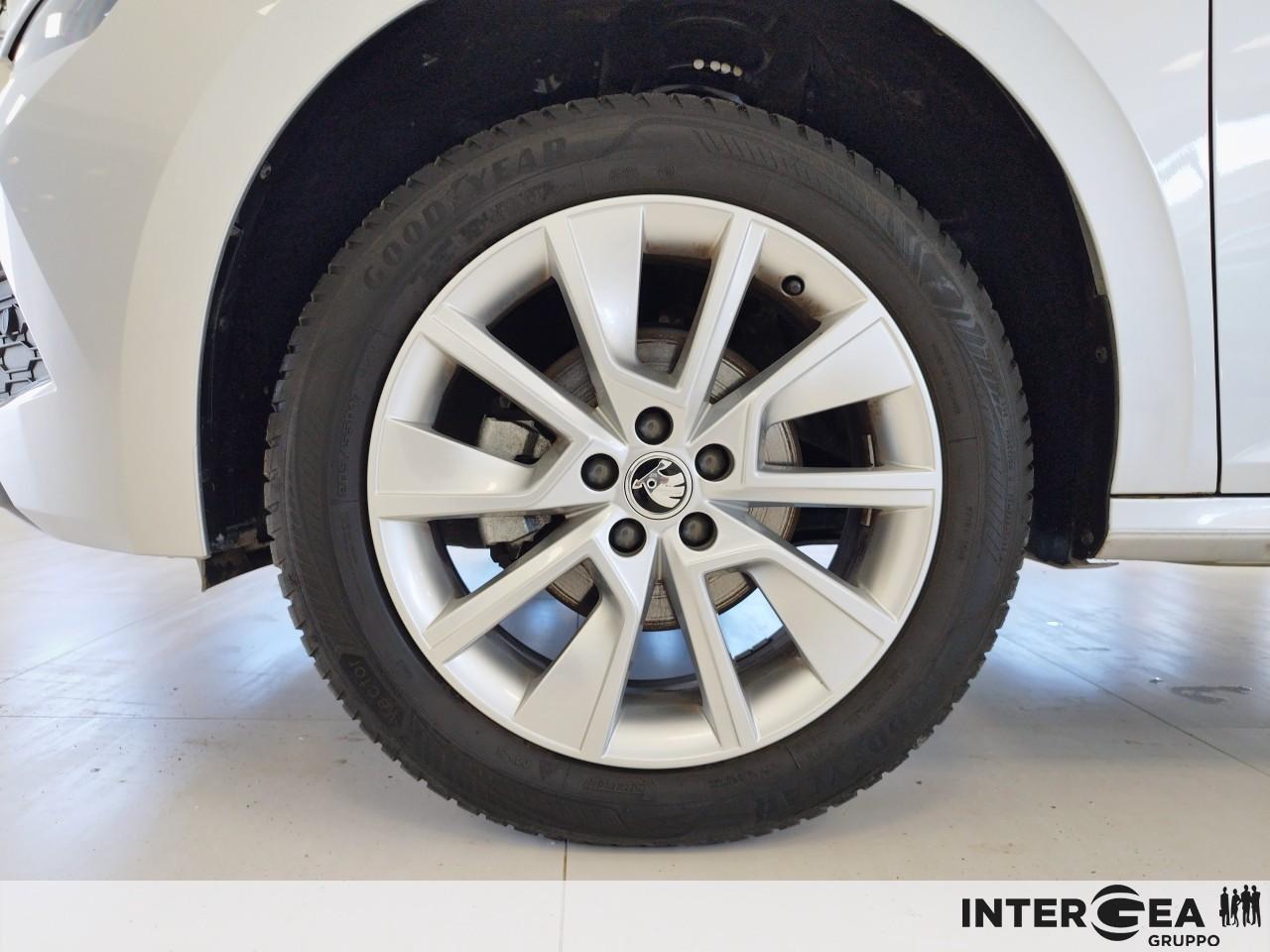 SKODA Kamiq 1.0 tsi Ambition 95cv
