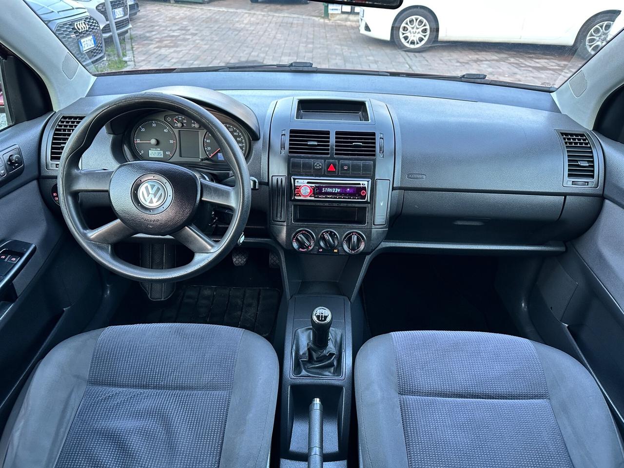 Volkswagen Polo 1.4/69CV TDI 5p. Sportline