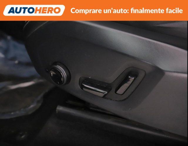 VOLVO XC60 B4 Geartronic R-design