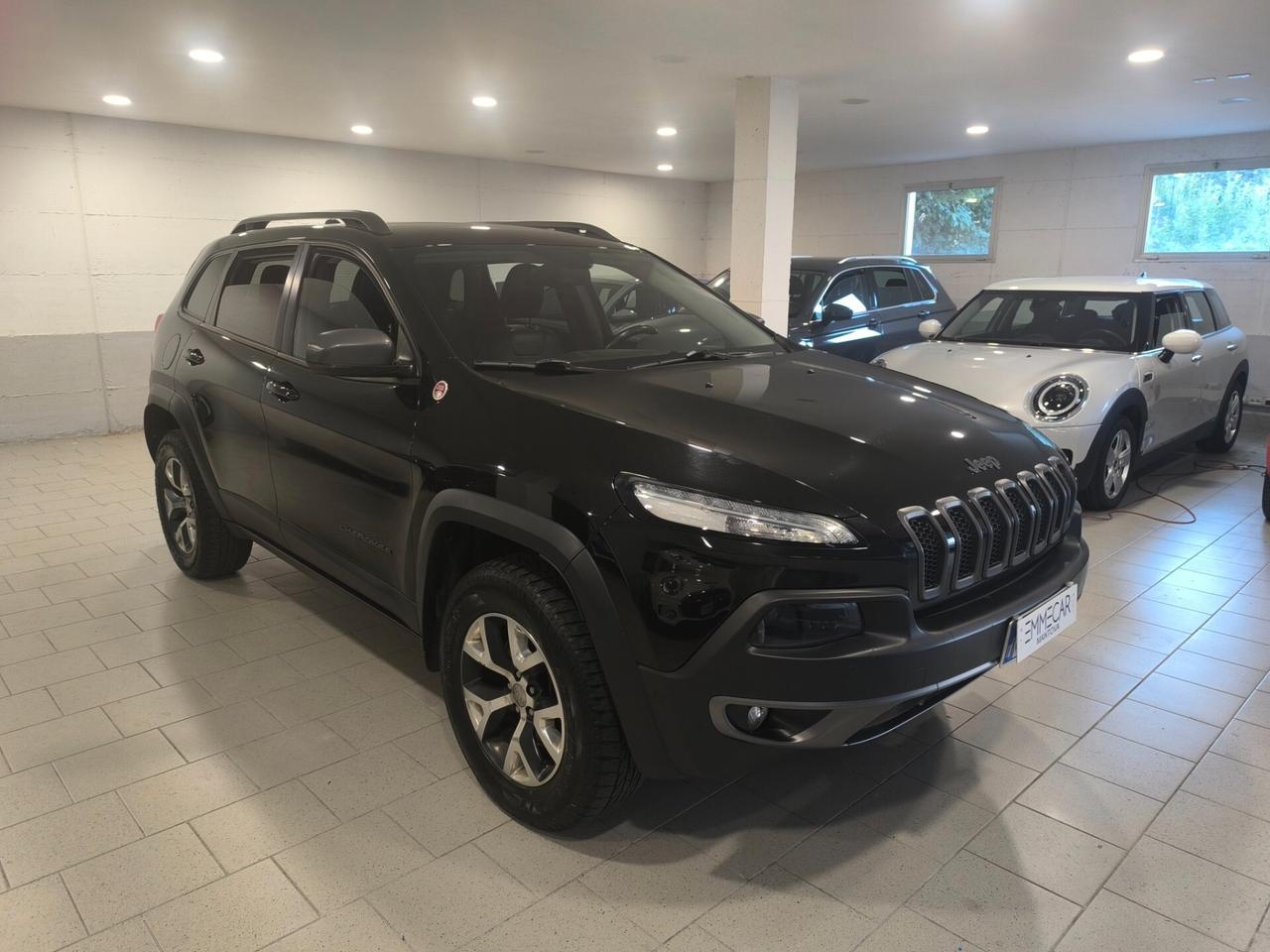 Jeep Cherokee 3.2 V6 Pentastar 4WD Active Drive Lock Trailhawk