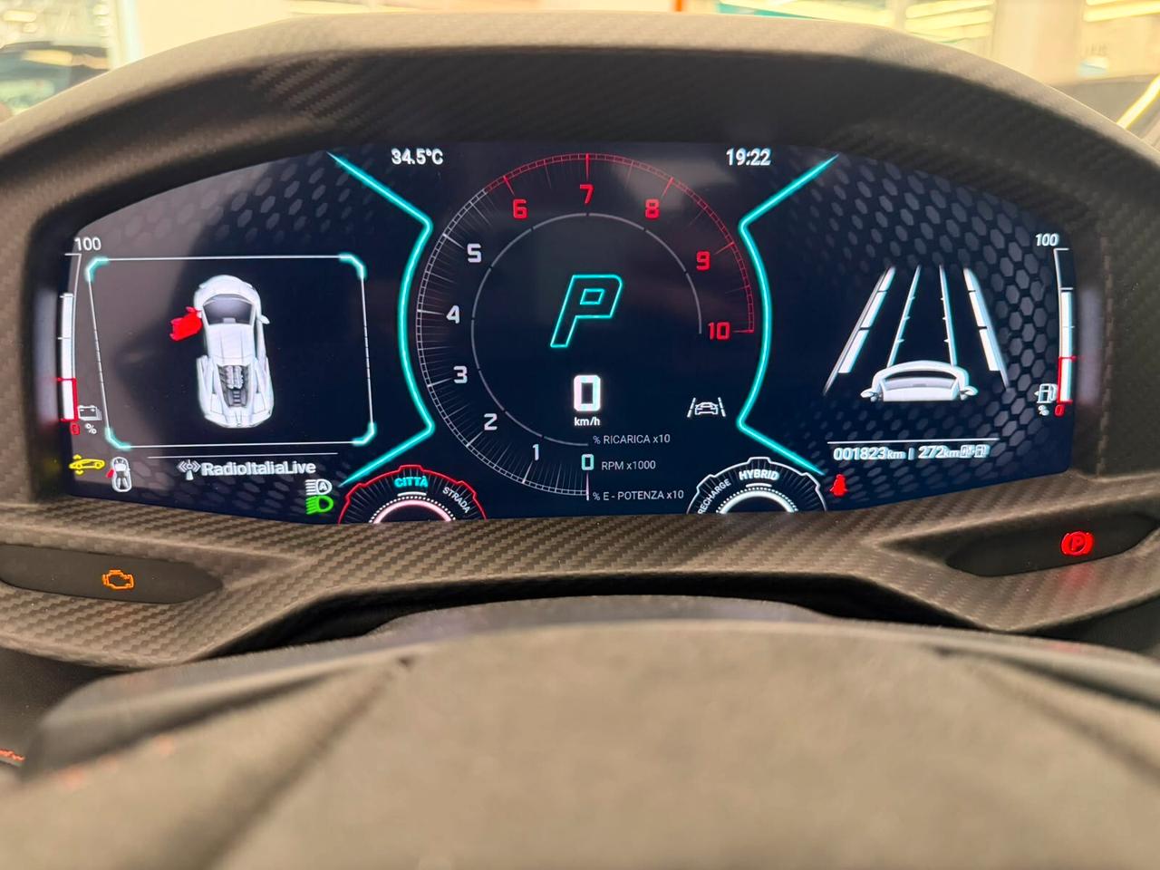 Lamborghini Revuelto Carbon