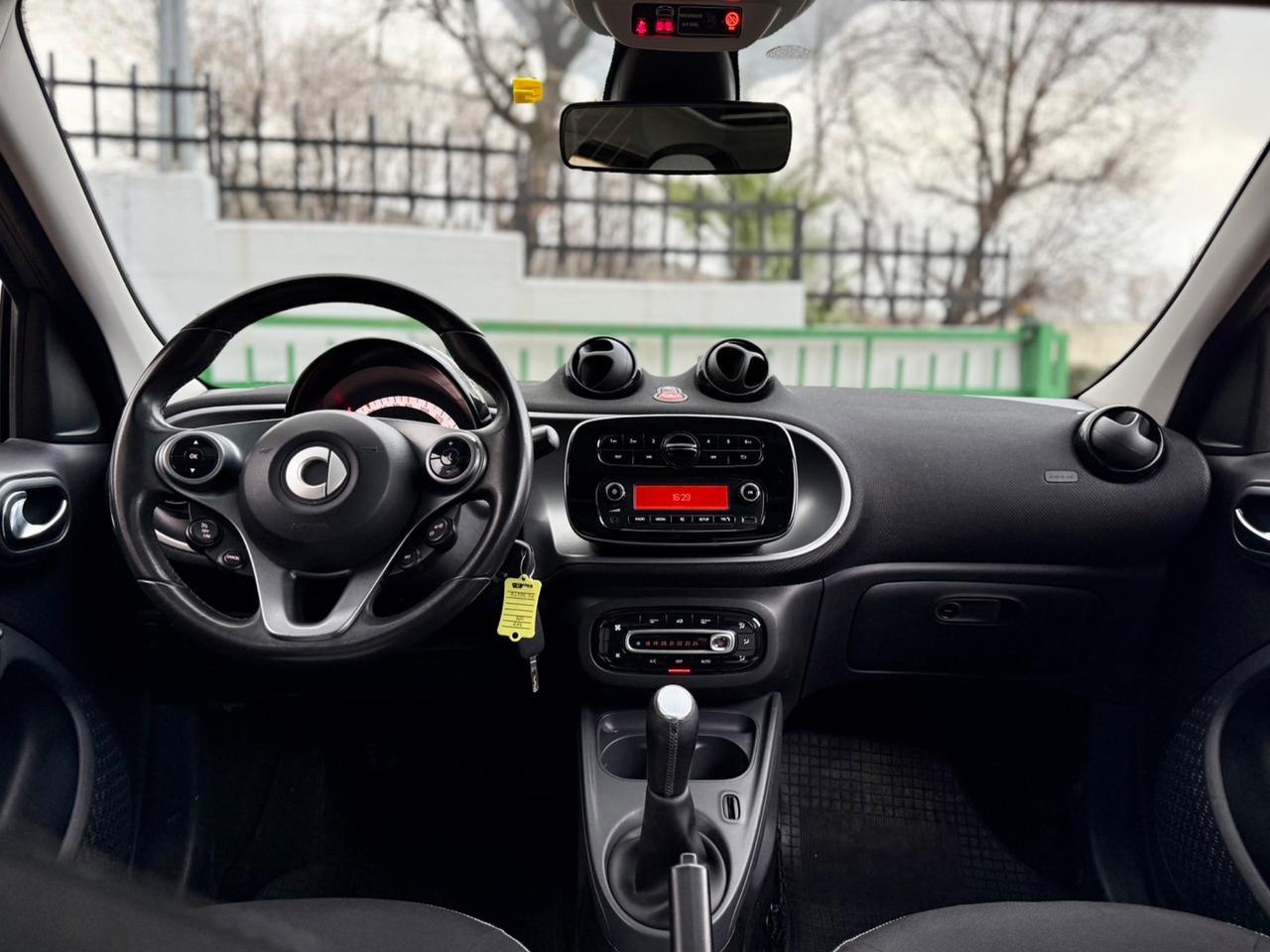 Smart ForFour 70 1.0 Youngster