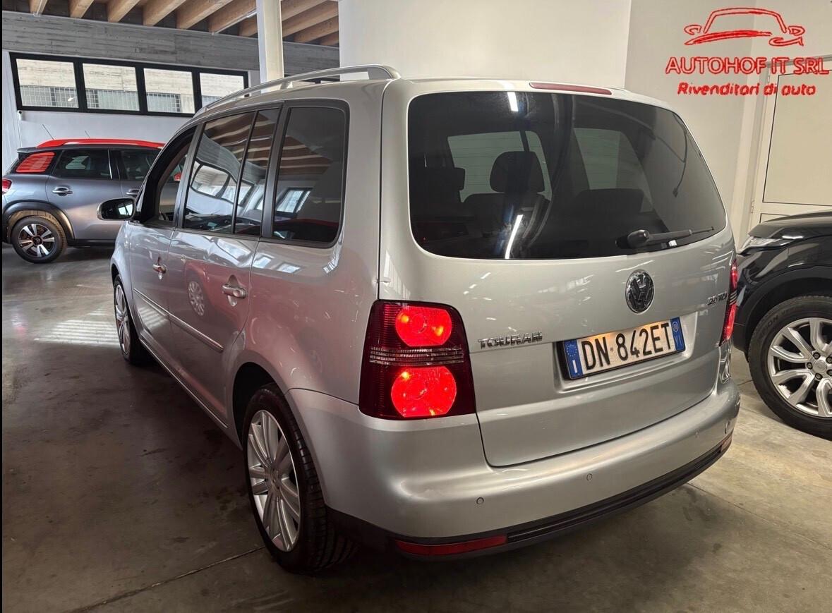 Volkswagen Touran 2.0 TDI | 7 POSTI |