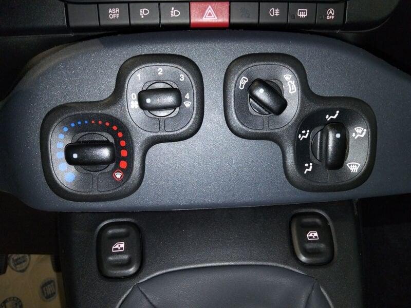FIAT Pandina 1.0 65cv Hybrid Icon