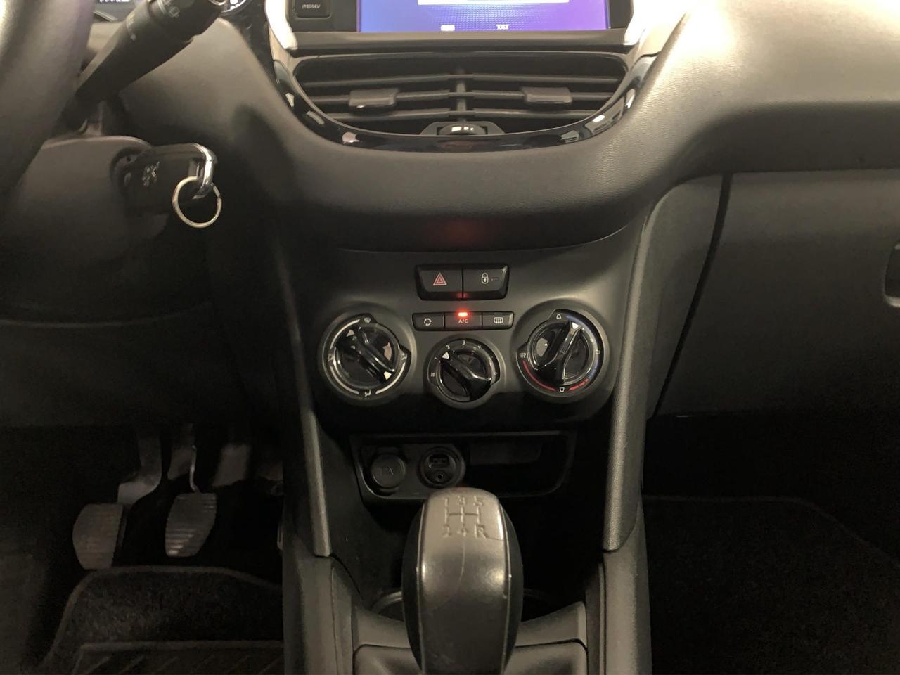 Peugeot 208 5p 1.0 puretech Access 68cv