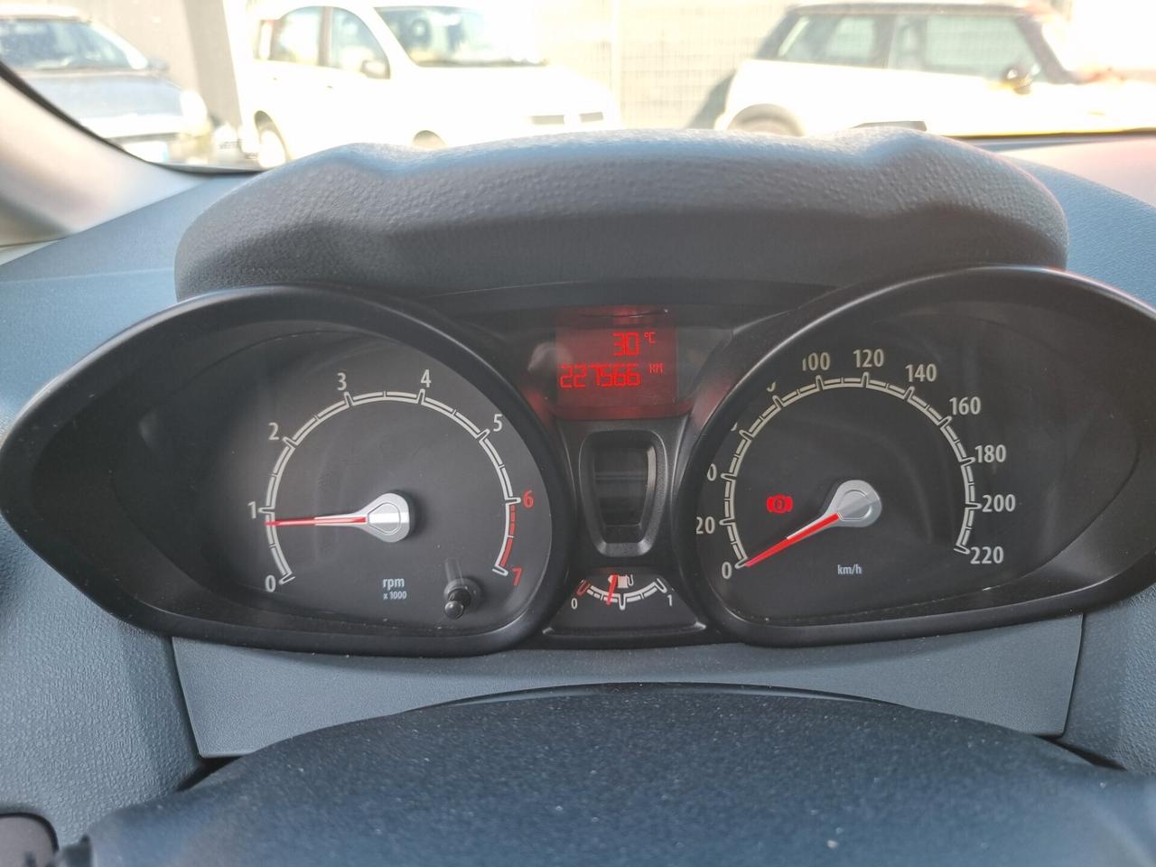 Ford Fiesta 1.4 3 porte Bz.- GPL Titanium