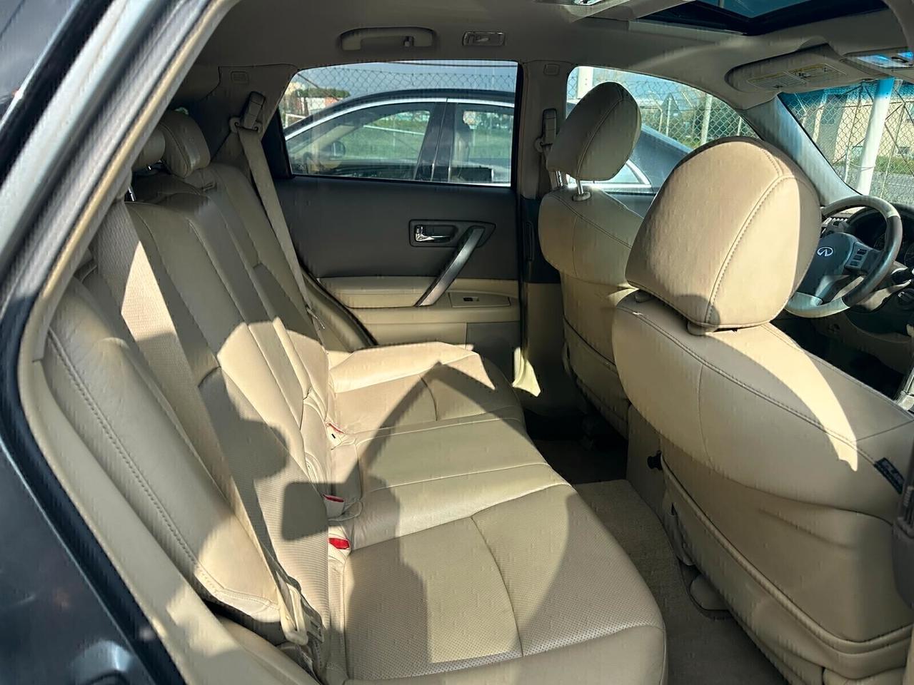 Infiniti FX 35 GPL GANCIO TRAINO