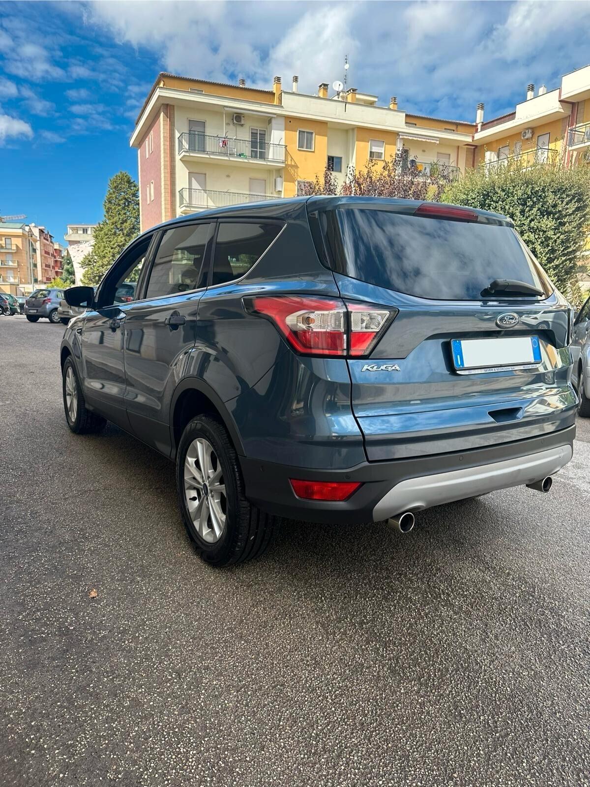 Ford Kuga 1.5 TDCI 120 CV S&S 2WD Powershift Edition