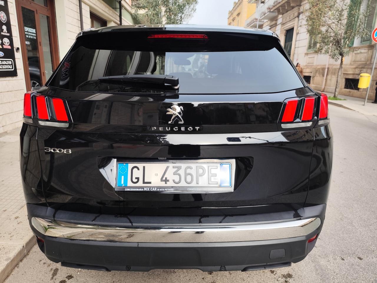 Peugeot 3008 BlueHDi 130CV EAT8 Allure NAVI