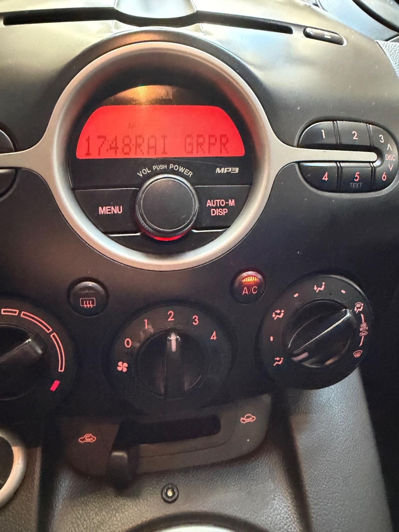 Mazda 2 Mazda2 1.3 Neopatentati Euro 4