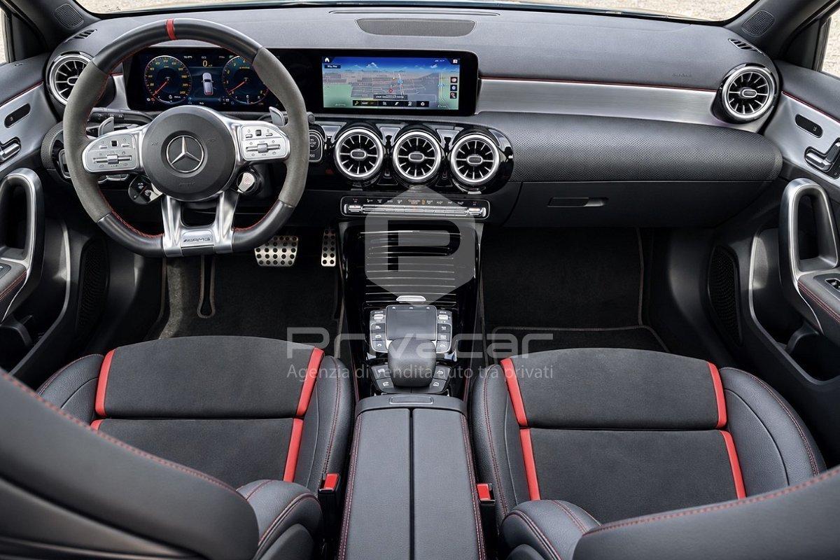 MERCEDES A 35 AMG 4Matic