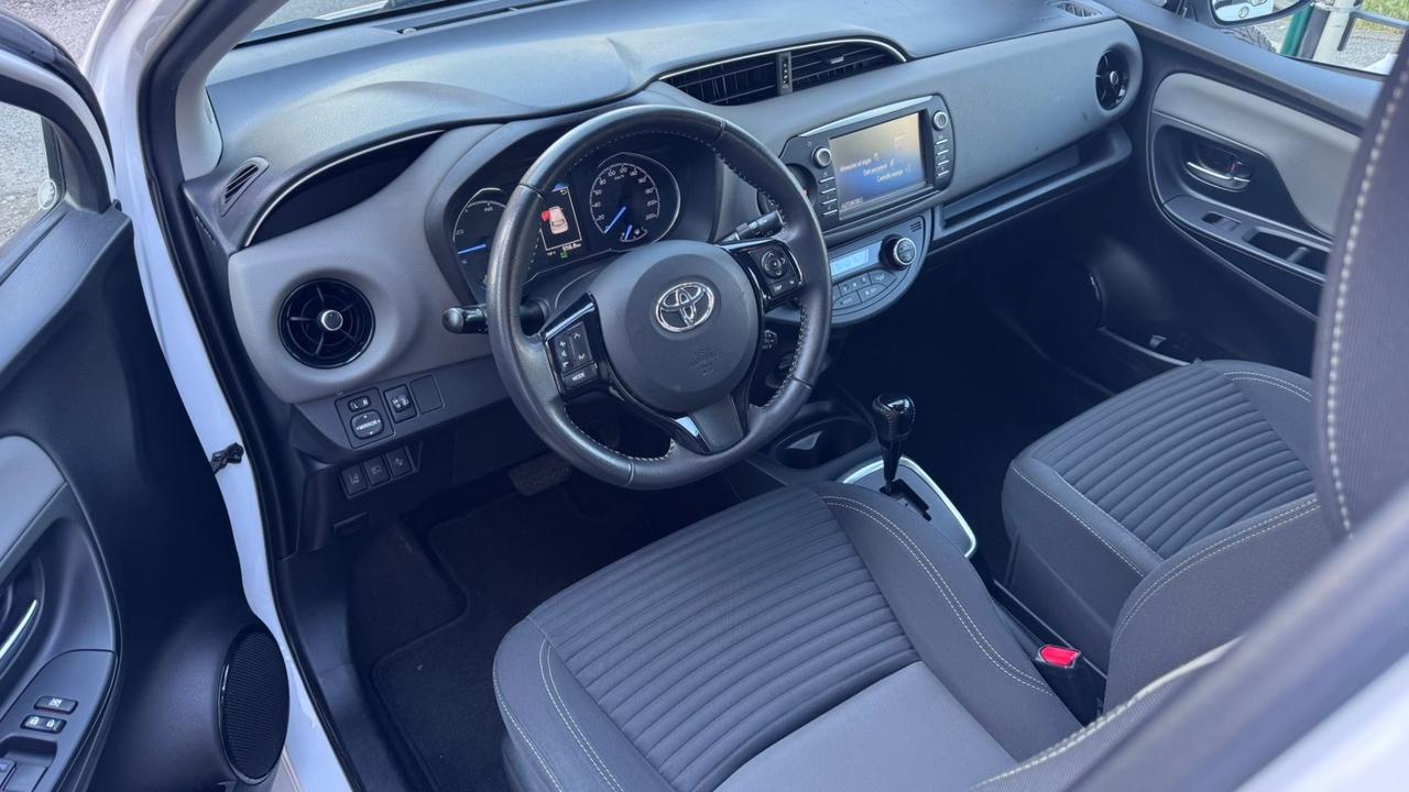 Toyota Yaris 1.5 Hybrid 5 porte Business