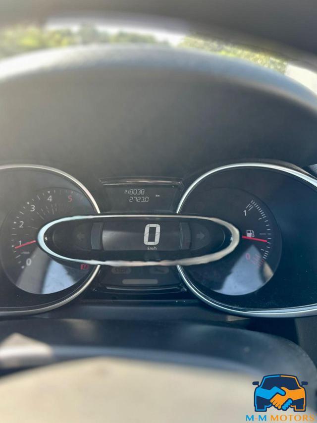 RENAULT Clio neo patentati + garanzia 12 mesi