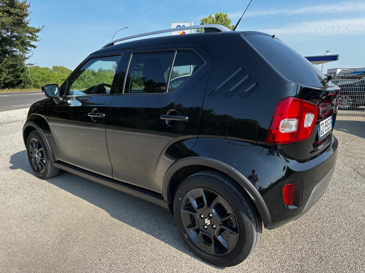 Suzuki Ignis 1.2 Hybrid Top VALUTO PERMUTA