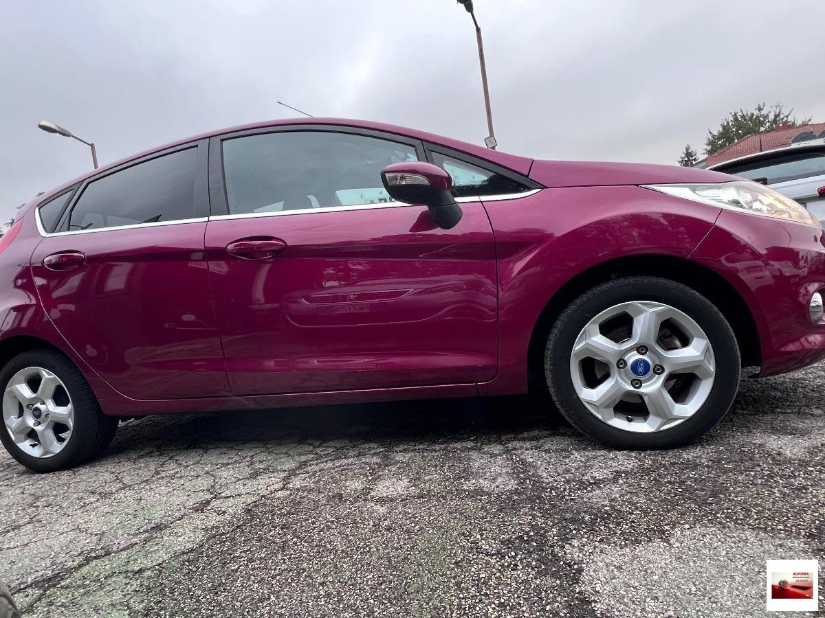 FORD - Fiesta - 1.4 TDCi 70CV 5p. Titanium.Bs.