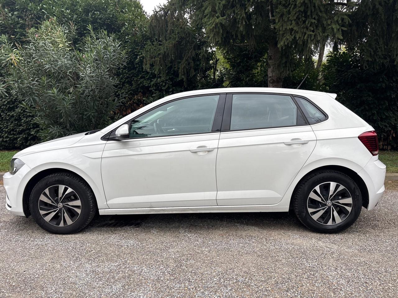 Volkswagen Polo 5p 1.0 mpi Comfortline 75cv E6 Manuale