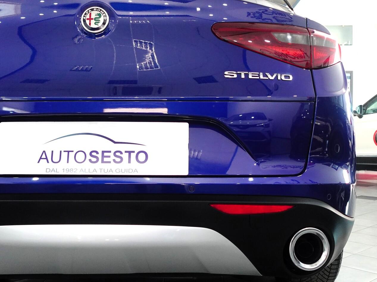 Alfa Romeo Stelvio 2.2 MJT 160 CV AT8 RW BUSINESS