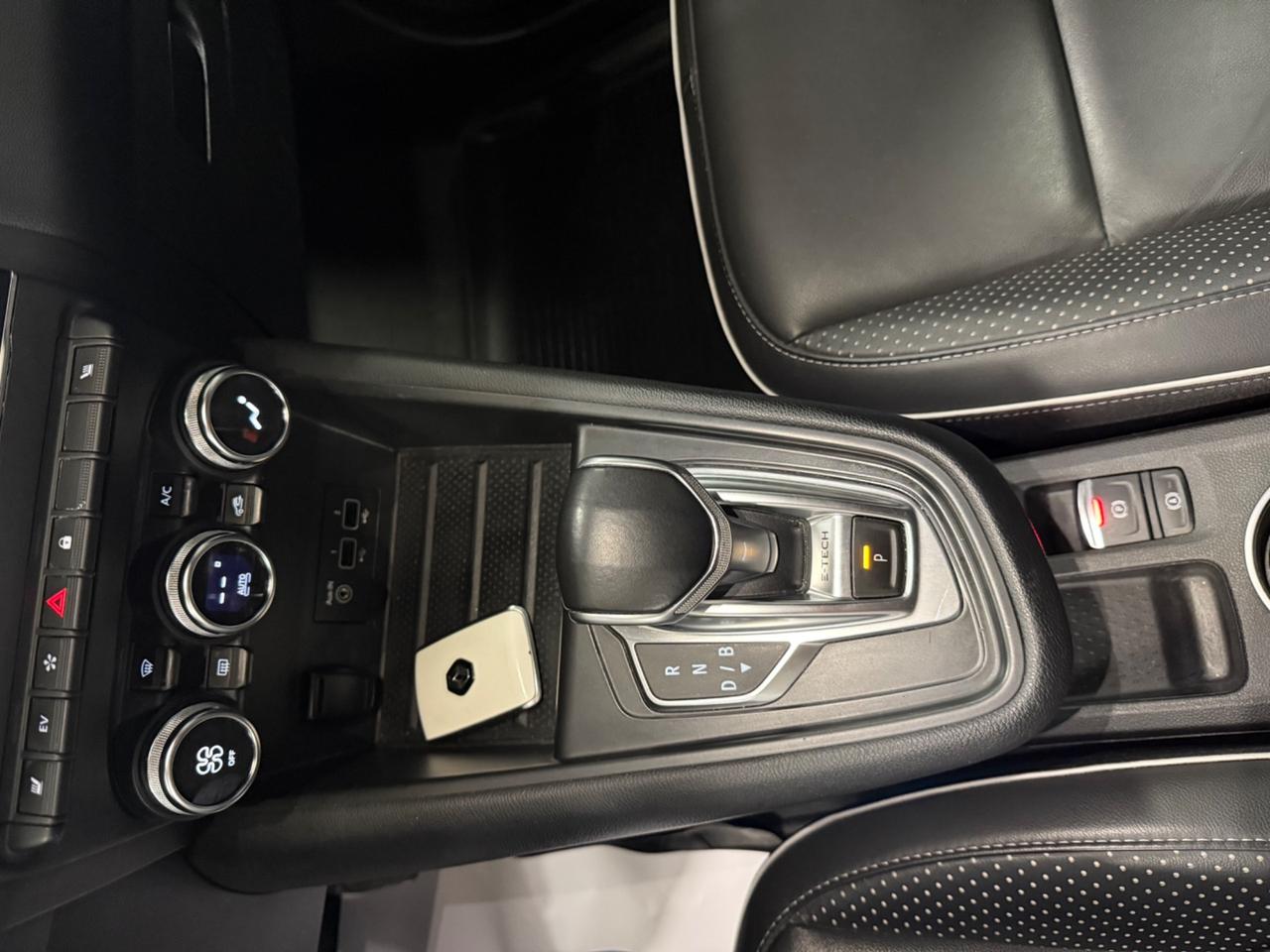 Renault Captur Mild Hybrid (N1) Intens Auto