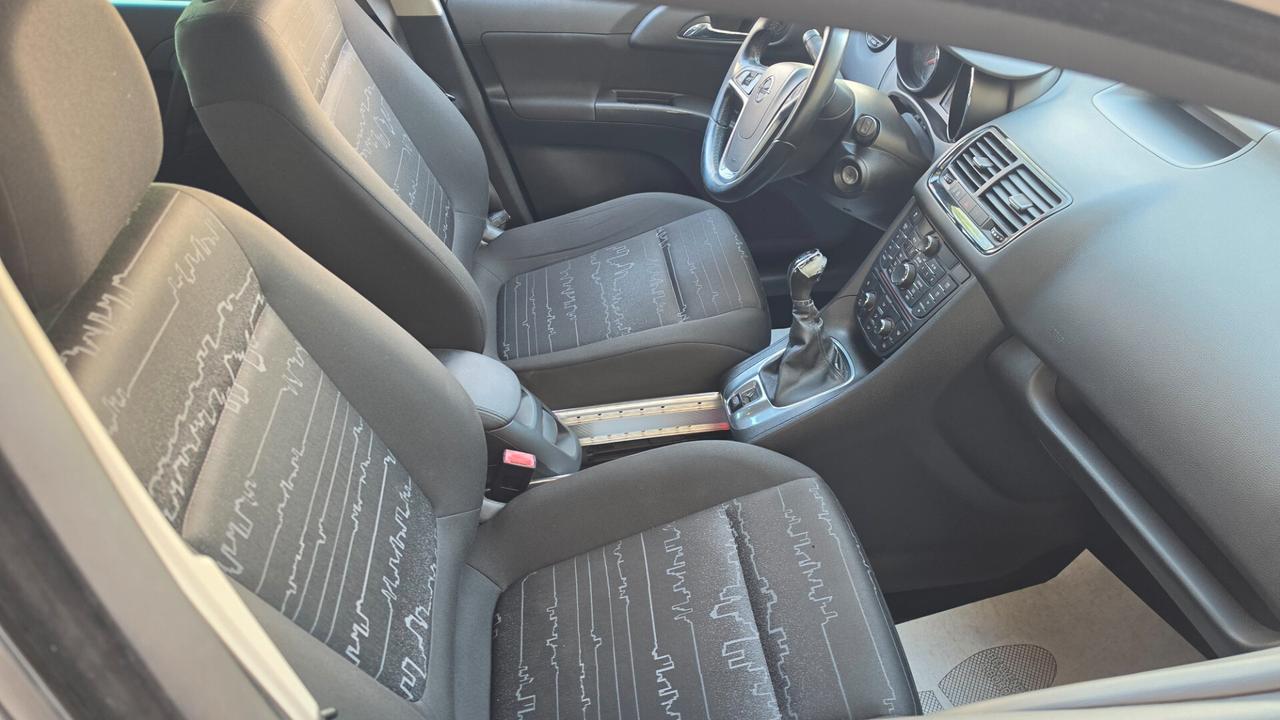 Opel Meriva 1.4 benzina - - - KM 120 MILA