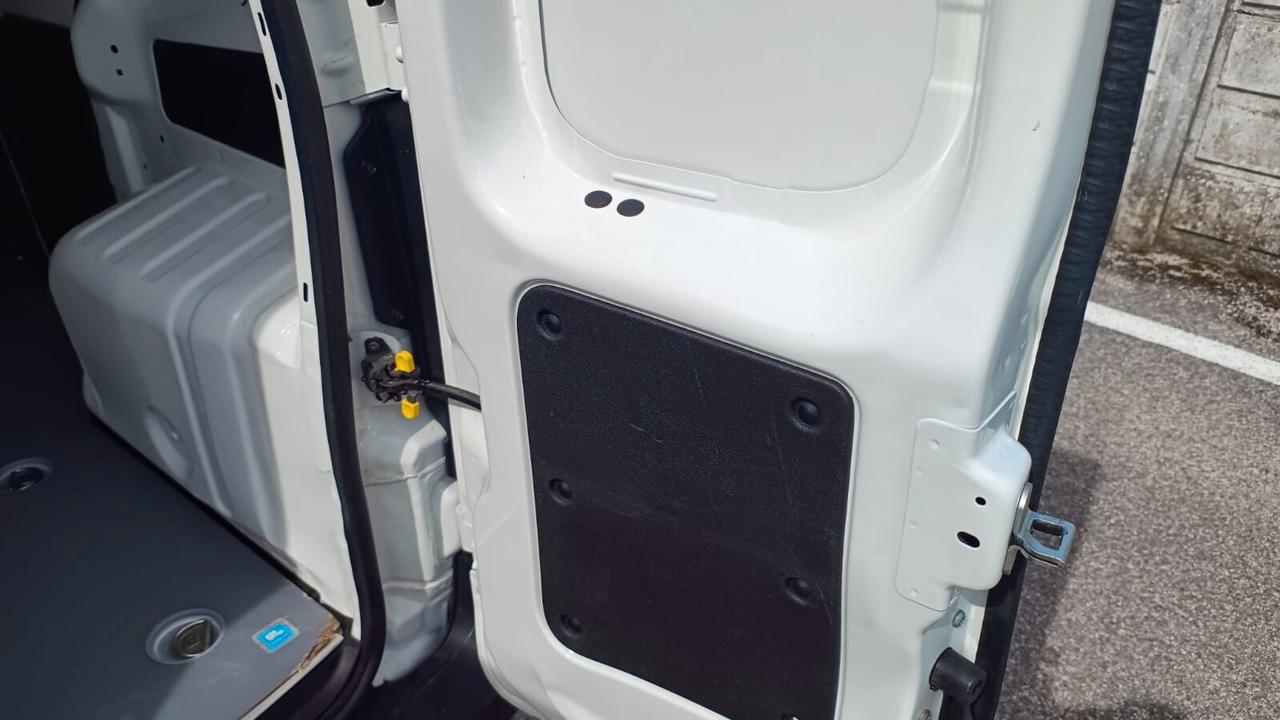Fiat Fiorino 1.3 M-Jet Basis Kasten