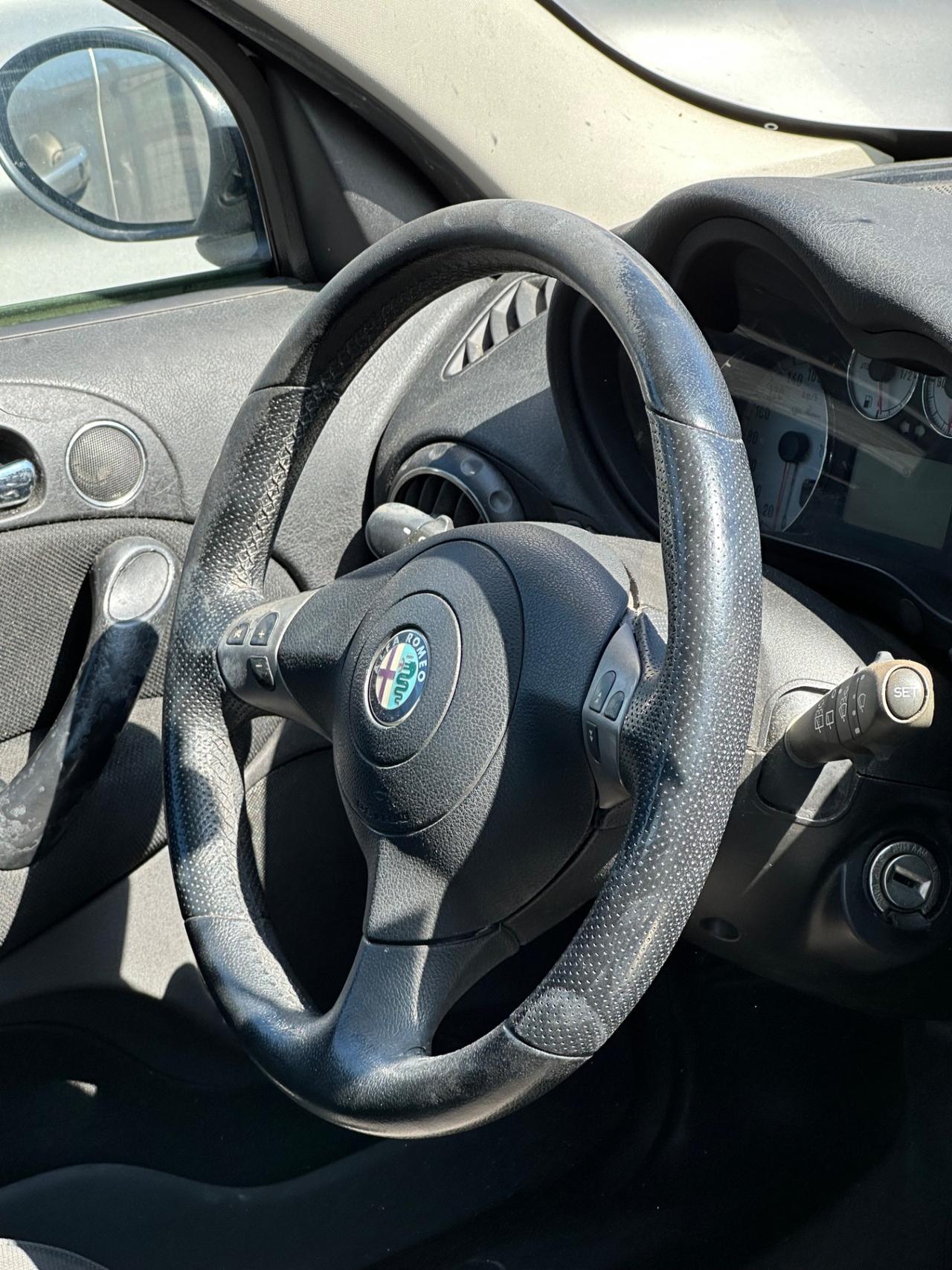 Alfa Romeo 147 1.9 JTD 120cv 2007 neopa