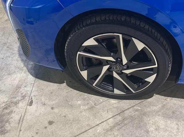 Peugeot 308 1.5 bluehdi Allure Pack 130cv *AUTO*